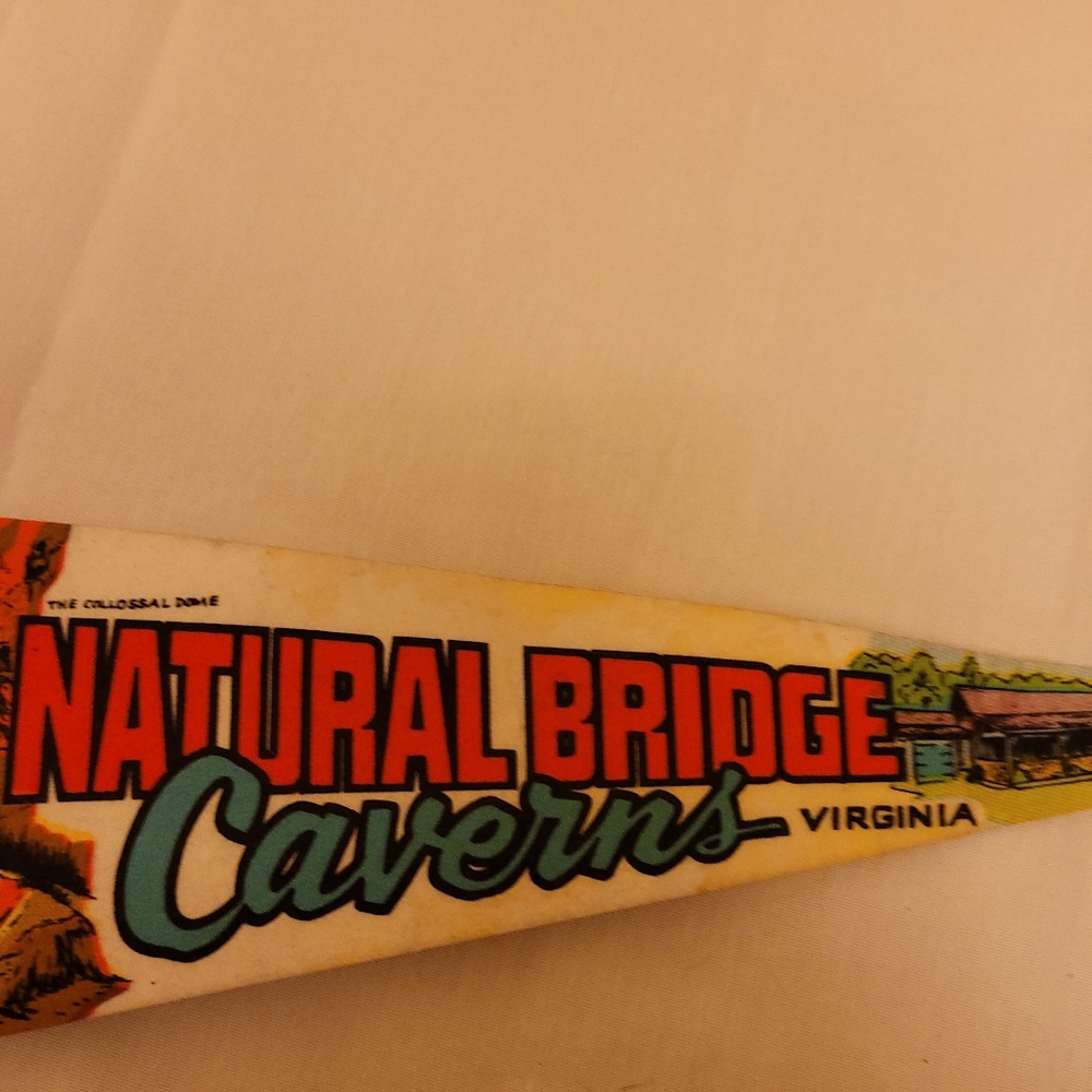 Vintage  Penant  Natural  Bridge  Caverns  Virginia